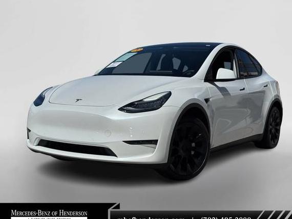 TESLA MODEL Y 2020 5YJYGDEF0LF004199 image